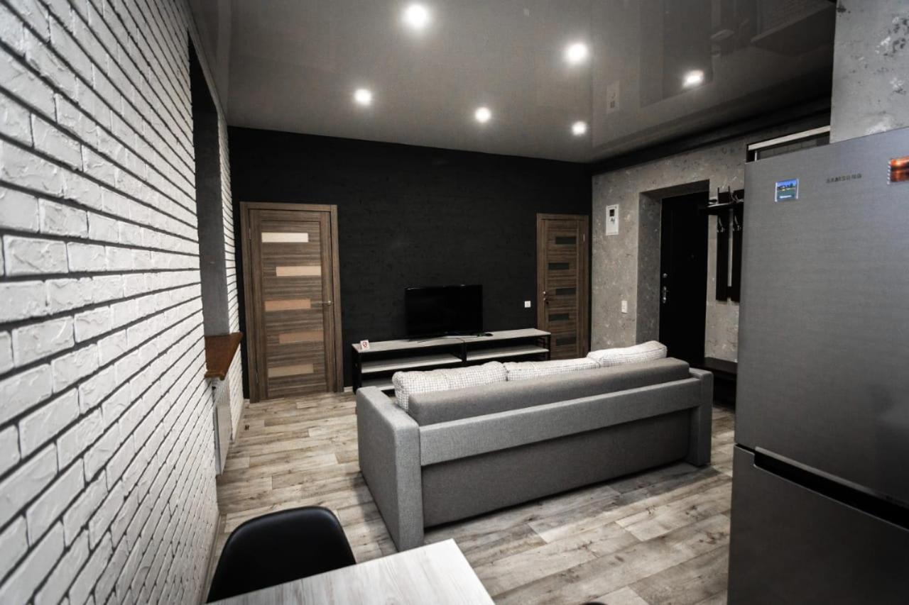 Loft Apartment On Svobody Kamianske Exterior foto